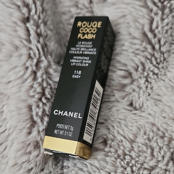 CHANEL Rouge Coco Flash Lipstick - Soft Pink - Picture 7 of 9